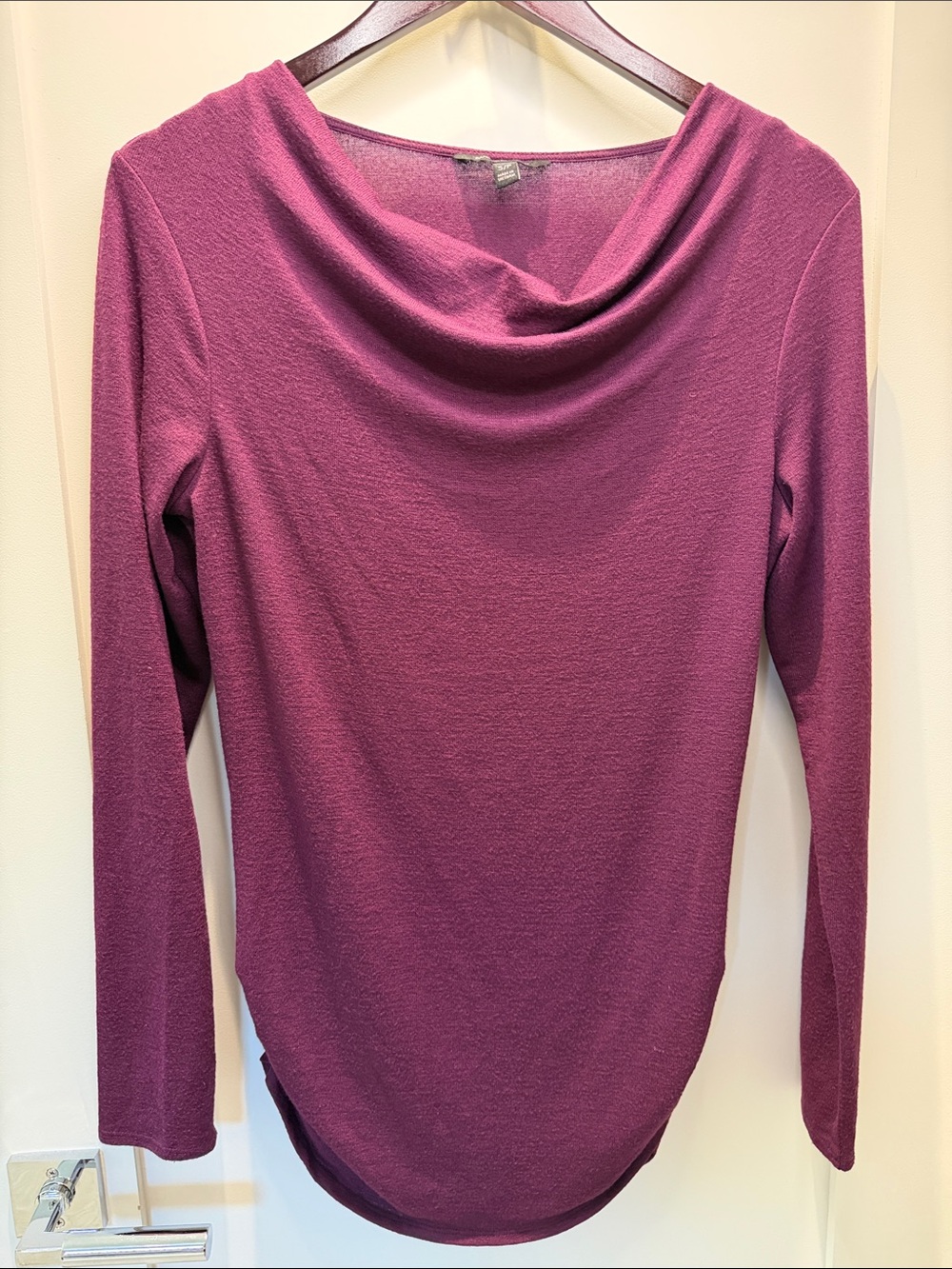 Banana Republic Cowl Neck Long Sleeve Top - Small